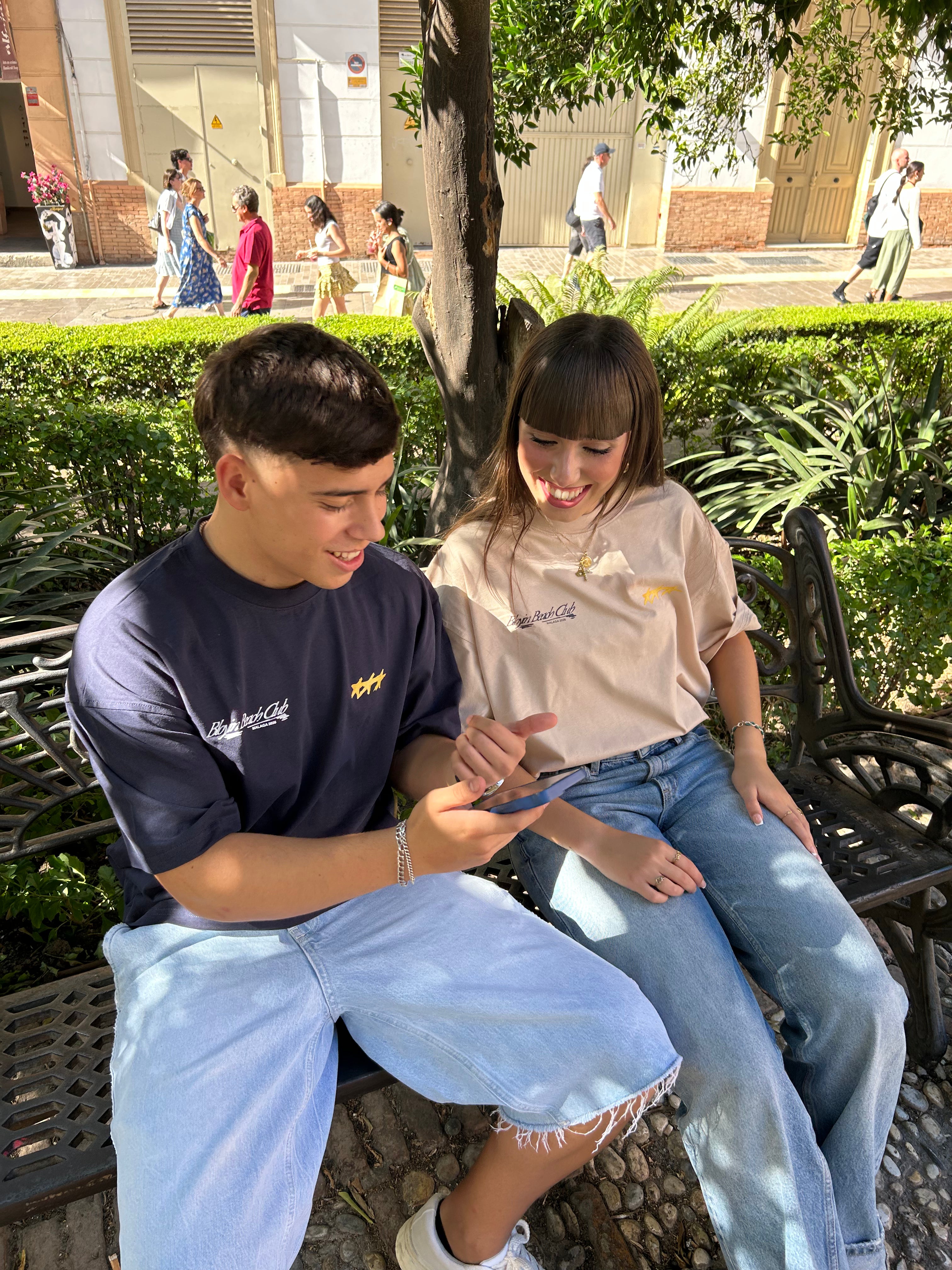 Bloyin Beach Club Tee (Azul marino)